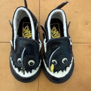 Vans Angler Fish Glow in the Dark Sneaker 5